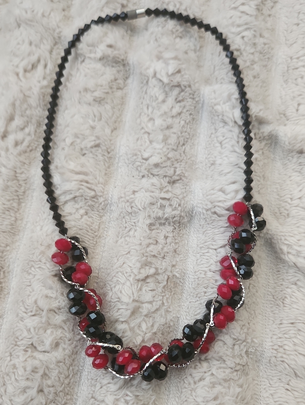 💥5/$30 - Beaded Necklace